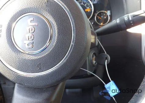 2014 Jeep Compass Latitude z USA, uszkodzony, nr VIN 1C4NJDEB6ED820944